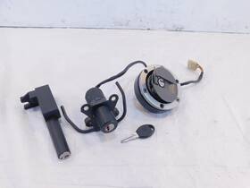 Ap8102958 Aprilia 97-00 Pegaso 650 Gas Tank Cap Seat Lock And Ignition Switch Lockset With Key