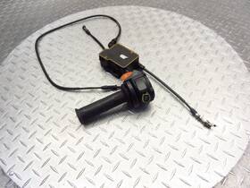 61312352054 Bmw 2005 05-07 R1200gs Right Handlebar Start Stop Control Switch Box Throttle 61312352054 Bmw 2005 05-07 R1200gs Right Handlebar Start Stop Control Switch Box Throttle
