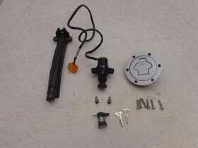 7180-06-014 Bmw 1993-2006 Lock Set Ignition Switch Key Fuel Cap R1100 Rs/rt R1150