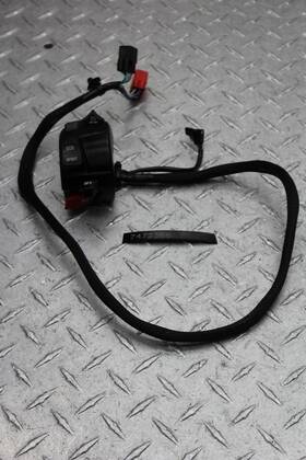 700cl-x Cfmoto 7472368 2022 Left Clip On Handle Horn Signals Switch Has Running Video