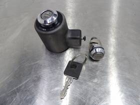 45600014 Harley-davidson 17 Sportster Iron Xl 883 And 1200 Ignition Switch Frame Steering Lock W Key