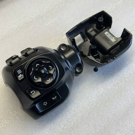 Harley-davidson 71500614a 2024-2026 Oem Touring Left Switchpack Handlebar Control - 61500614a