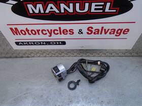17962-mz0-671 Honda 97 Shadow 1100 Ace Vt1100 C2 Turn Signal Handlebar Switch 17962-mz0-671 Honda 97 Shadow 1100 Ace Vt1100 C2 Turn Signal Handlebar Switch