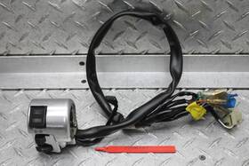Honda 2206747 2005 Vtx1300s Left Clip On Handle Horn Signals Switch