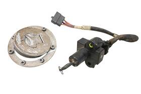 35010-mt4-020 Honda 91 Interceptor 750 Key Switch And Gas Cap Vfr750f