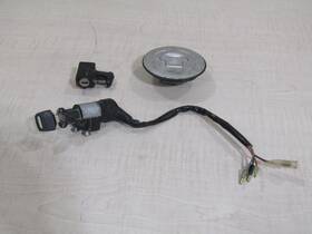 35100-ge2-670 Honda 1990 Ns50f Key Switch Gas Cap And Helmet Lock Assembly