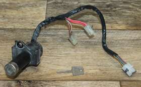 35100-me9-780 Honda Good Used Oem Ignition Switch And Key For Shadow Vt 700 C 1985 Vt700c