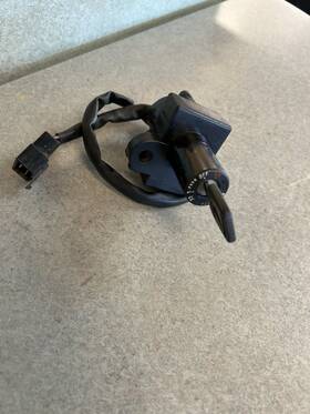35100-ms2-851 Honda 1990 1991 Cbr1000 Ignition Switch Oem