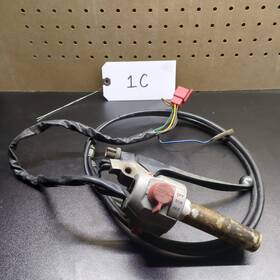 Honda 35130-kb4-670 82 Cm250 C Right Hand Control Switch Start Stop Untested
