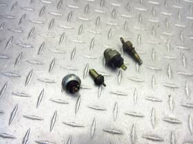 35600-maw-601 Honda 35500-mj4-024 2001 98-03 Vt750 Shadow Deluxe Oem Switch Lot Oil Fan Neutral Temp Tested
