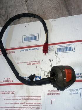 4296564 Honda 1989 Interceptor Vtr Vtr250 Right Clip On Handle Kill Off Start Switch 4296564 Honda 1989 Interceptor Vtr Vtr250 Right Clip On Handle Kill Off Start Switch