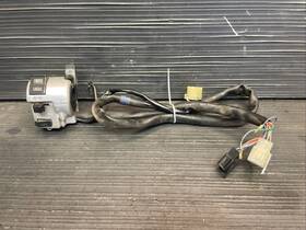 67887-869967 Honda 2007 Shadow 1100 Vt1100 Sabre Left Handlebar Headlight Switch #72924 67887-869967 Honda 2007 Shadow 1100 Vt1100 Sabre Left Handlebar Headlight Switch #72924
