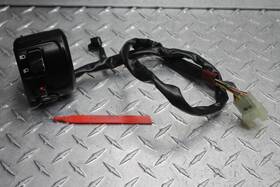Indian 2205951 2021 Scout Bobber Left Clip On Handle Horn Signals Switch Switches
