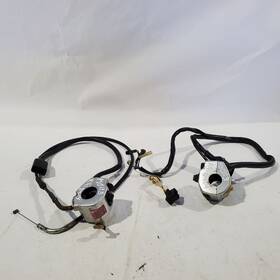 Isuzu 883.suzp14 2014 Suzuki Ls650 Oem Pair Handle Bar Switches