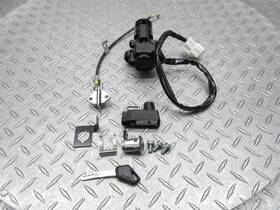 27005-0713 Kawasaki 2023 21-23 Kle650f Versys 650 Ignition Switch Lock Set Assembly Key