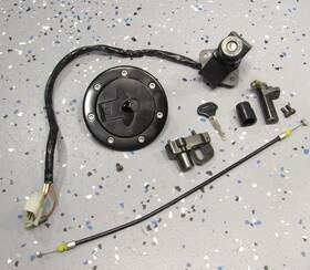 Kawasaki 27045-5085 Complete Lock Set Without Em Key Ignition Switch Gas Cap Seat Helmet 99-00 Zrx1100