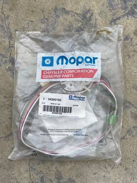 Mopar - Oem 4293102 Nos Genuine Turn Signal Switch 1971-74 B And E A-body #