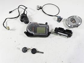 897645 Moto Guzzi 2016 Stelvio 1200 8v Ntx Speedo Ignition Switch Key Lock 36k