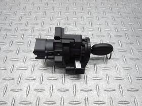 E638534 Piaggio 2007 06-08 Mp3 250cc Scooter Oem Ignition Switch Key Assembly