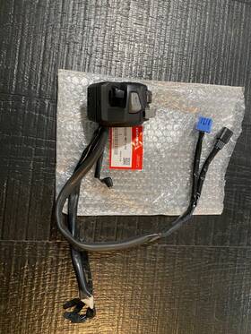 35200-mkf-d43 Signal Turn Switch Honda For Cbr1000rr 35200-mkf-d43 Signal Turn Switch Honda For Cbr1000rr