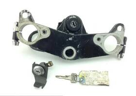 113687 Suzuki Lockset Ignition Trunk Tank Gas Cap Key 1990 Gsxr1100 1300 X