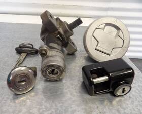 37101-41890 Suzuki 05-15 Boulevard M50 Vz800 Key Set Ignition Switch Gas Cap Seat Cover Lock