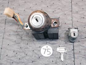 37110-28611 Suzuki 37110-28613 1972-77 Tc125 Ignition Switch And Steering Lock Set #37110-28611