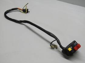 Suzuki 37200-15d60 1993-1999 Dr350se Right Hand Start And Stop Switch Assembly