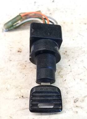 A0621 Suzuki Ignition Switch With Key