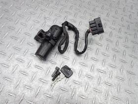 2508204 Triumph 2000 99-00 Tiger 900 Abs Ignition Switch Lock Set Assembly With Key