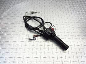 T2040453 Triumph 2000 99-00 Tiger 900 Abs Right Handlebar Switch Throttle Cables Grip