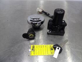 1tp-82510-01-00 Yamaha 14-24 Bolt R-spec Xvs950 Key Set Ignition Switch Gas Cap Side Cover Lock