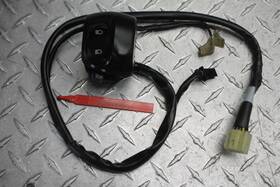 Yamaha 2207050 2012 Fz8 Left Clip On Handle Horn Signals Switch
