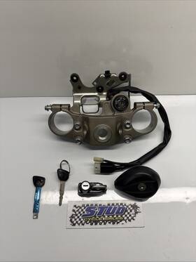 Yamaha 32d-82501-10-00 2019 Wr250r Ignition Switch Gas Cap Helmet Lock 2 Keys Key Triple Clamp