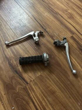 498-83972-62-00 Yamaha 1973 360 Dt Clutch Lever Brake Throttle