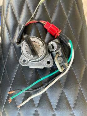 5lb-82501-01-00 Yamaha Tw200 Ignition Switch And Helmet Lock