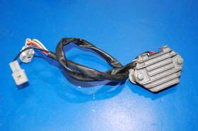 5tj-81960-02-00 Yamaha 2003 03-06 Wr450f Wr250f Oem Ignition Voltag Regulator Rectifier