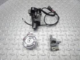 5vn-82501-01-00 Yamaha 2005 02-09 Road Star Xv1700 Lockset Ignition Switch No Key Gas Cap Lock