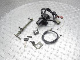 5vy-82501-10-00 Yamaha 2005 04-06 Yzfr1 Ignition Switch Lock Set Assembly With Key