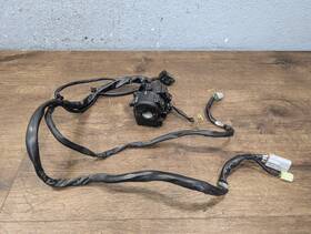 B67-83954-01-00 Yamaha 2017-2024 Fz10 Mt10 Oem Left Control Turn Signal Switch -