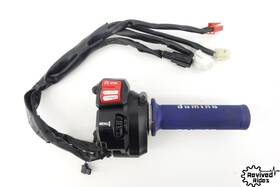 Yamaha B7n-8291r-12-00 2023 Mt-09 Oem Right Switch Handle Bar Kill Off Start Control Throttle
