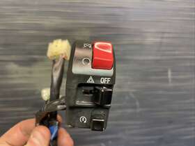 Beb-83963-00-00 Yamaha 2023 Yzf R7 Right Handlebar Start Button Switch #120245