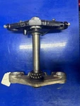 2000 Yamaha Yzf R6 Upper And Lower Triple Tree 5EB-23340-00-00/5EB-23435-01-00. Fixed Price $80.00.