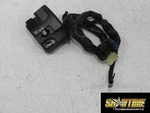 17-20 Yamaha Yzf R6 Left Clip On Handle Horn Signals Switches. Fixed Price $67.50.